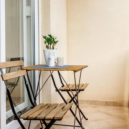 Villa Tango