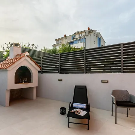Tango Villa Trogir